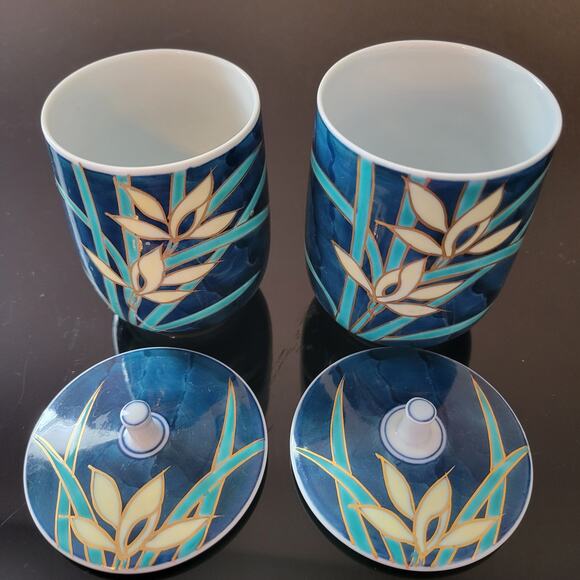 Vintage Asian Art Cups with Lids Flowers Leaves Edged in Gold Tone Hand Painted - Picture 6 of 8
